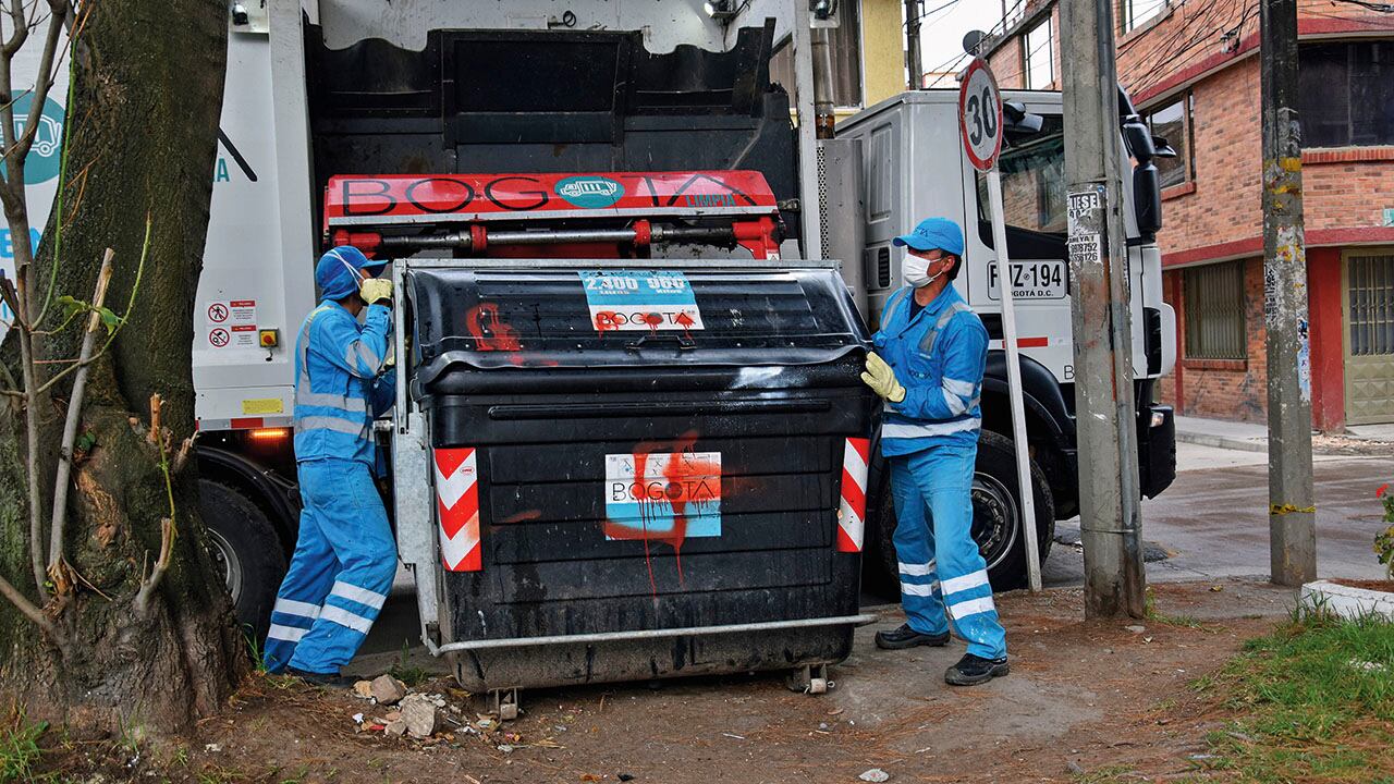 El movimiento accionario genera alertas por lo que pueda pasar con la recolección de basuras en Bogotá. 