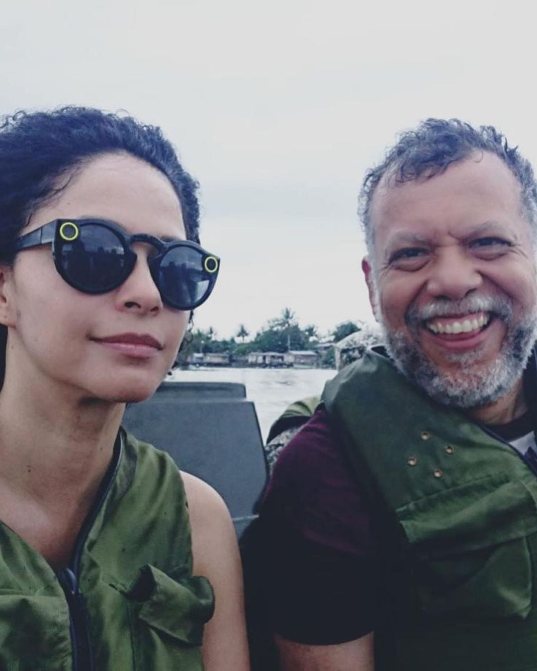 Alberto Linero y su novia