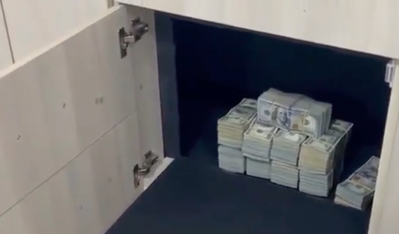 Varias caletas con dólares fueron encontradas por las autoridades de Venezuela