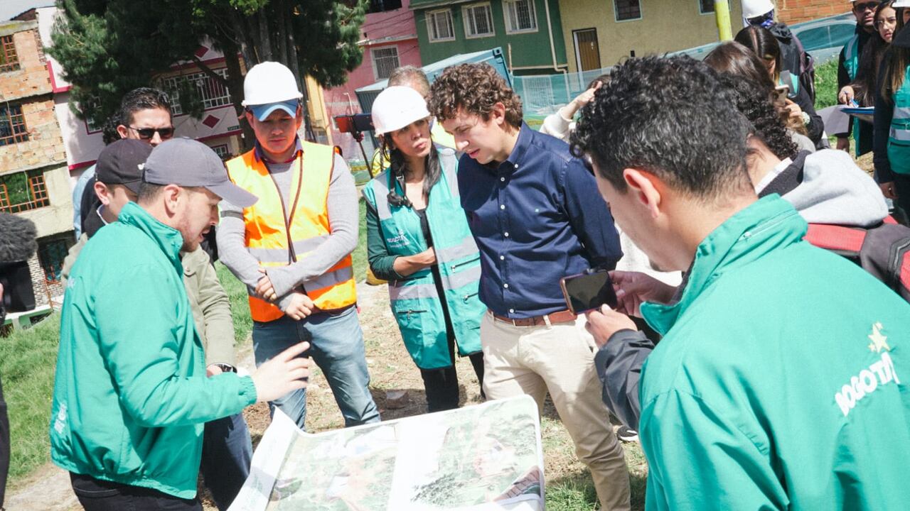 En cuatro puntos próximos al trazado del Cable Aéreo de San Cristóbal inicia la construcción de los parques Guacamayas, Bello Horizonte, La Joyita y el Mirador Altamira Chigüaza.