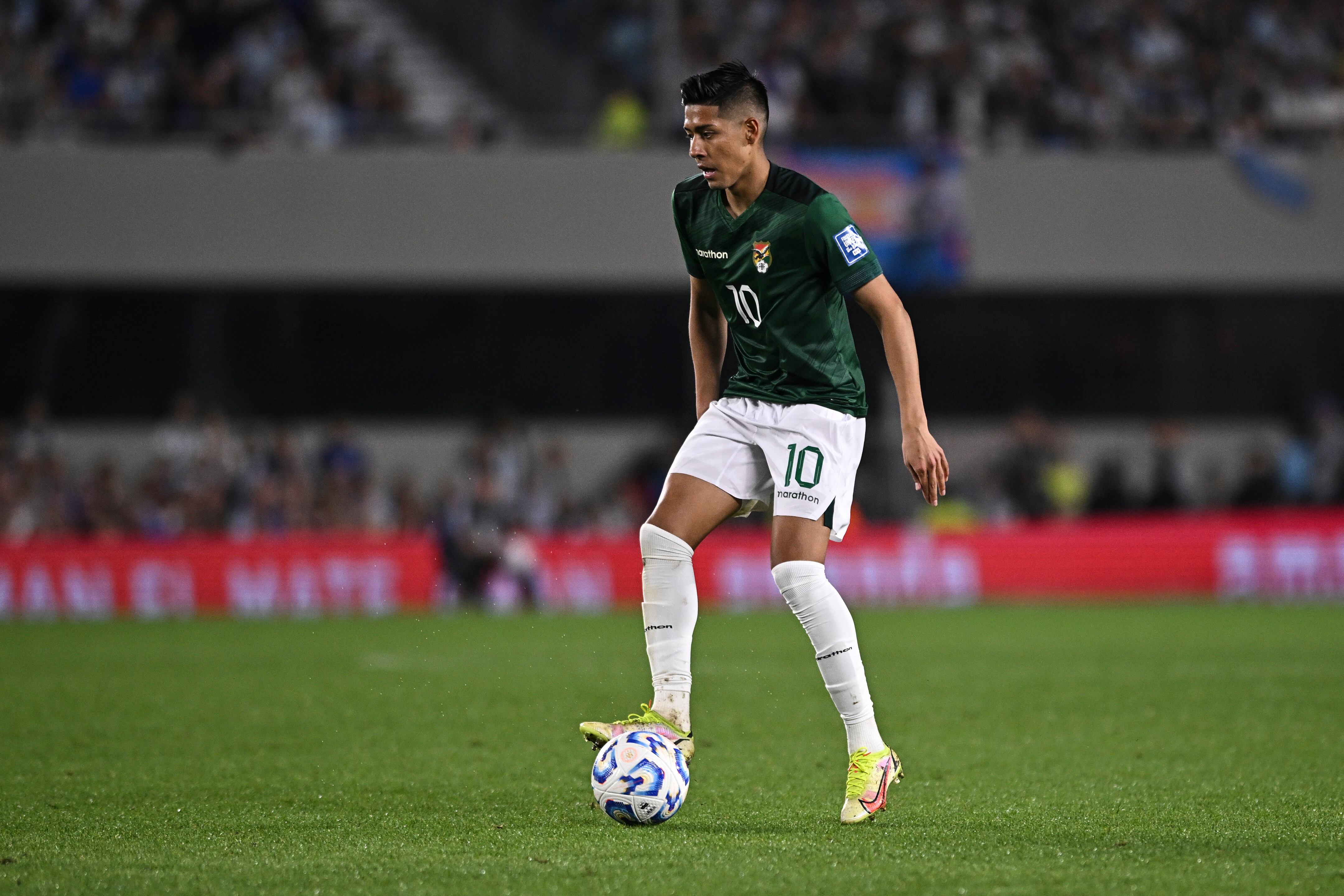 Señalan a Ramiro Vaca de presunto dopaje con la Selección de Bolivia.