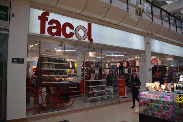 Facol es una de las marcas de ropa más reconocidas en Colombia.
