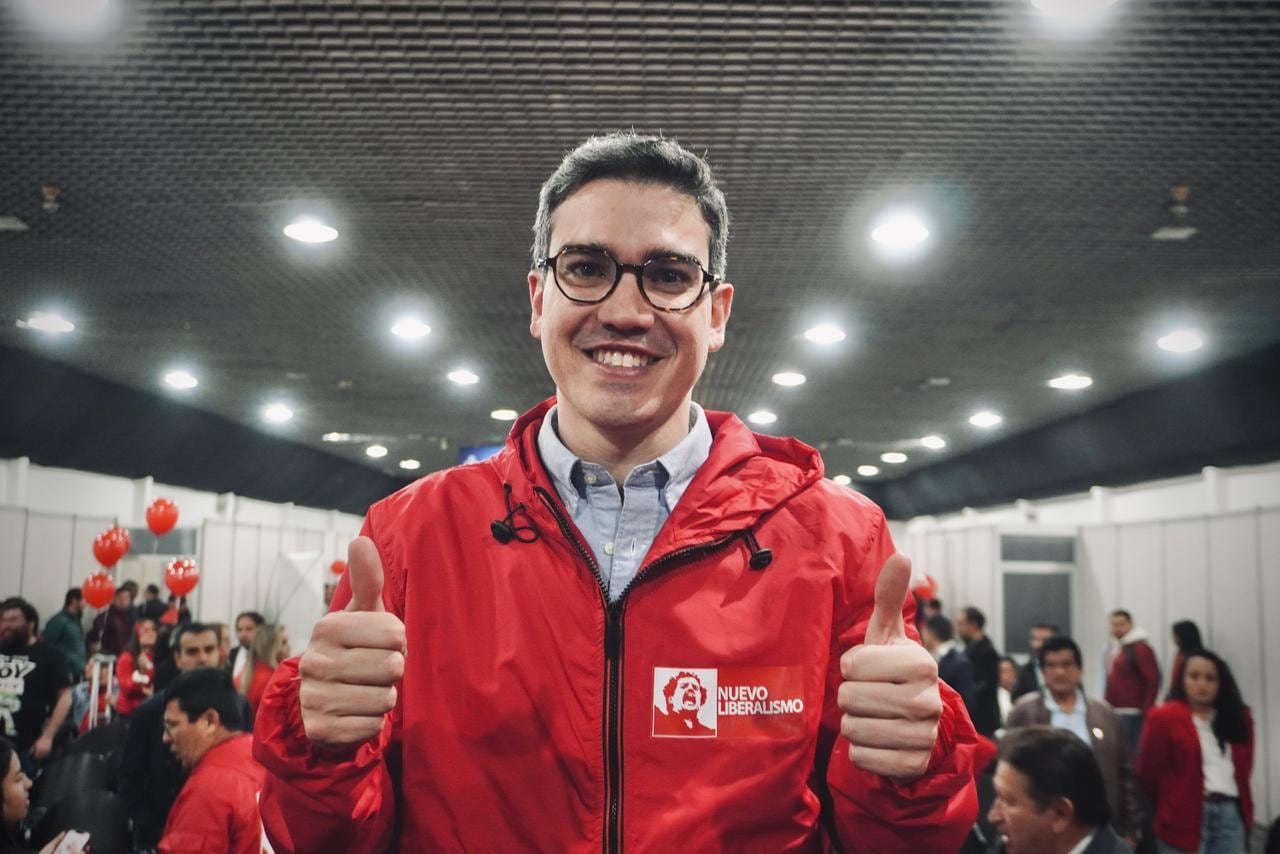 El profesor universitario Juan David Aristizábal oficializó su candidatura a la Cámara de Representantes por Bogotá.
