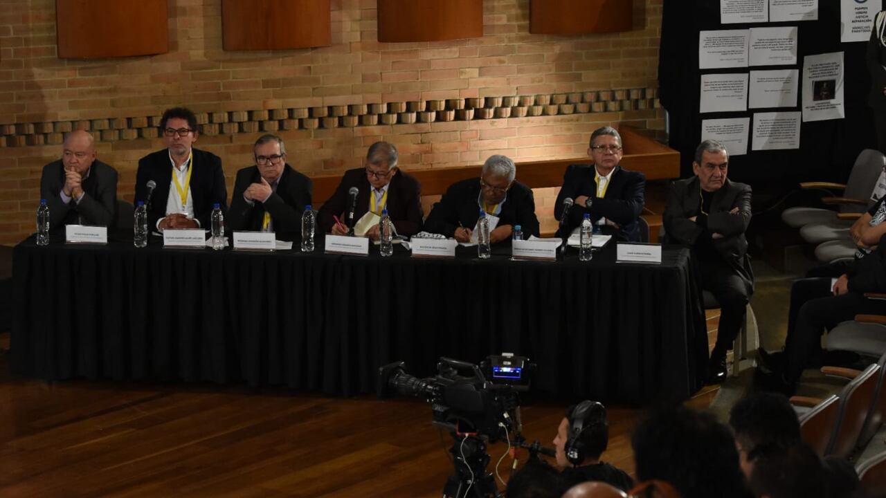 JEP Justicia especial Para la Paz, Reconocimiento del Exsecretariado de las FARC EP caso 01