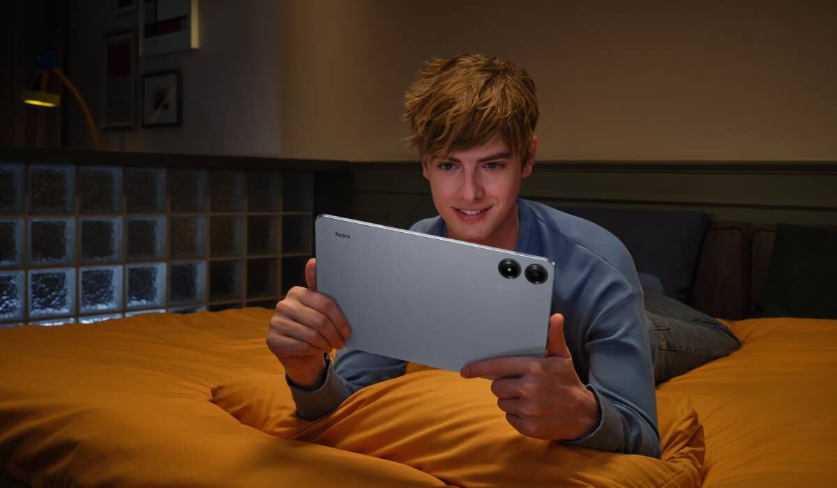 La Redmi Pad Pro cuenta con una pantalla optimizada para ver series y películas.