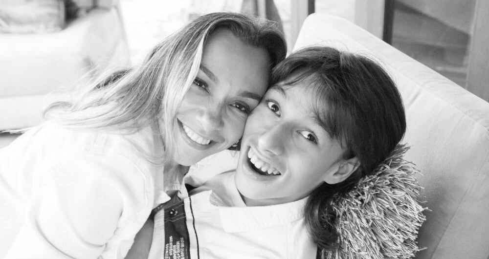 Familia con diagnóstico de  Síndrome de Angelman y que pertenecen a Fast.