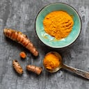 Otros beneficios de la cúrcuma es ayudar a controlar el peso, mejorar la salud cardiovascular, reducir el colesterol, mejorar la salud cerebral, y puede ayudar con la prevención del cáncer. Foto: Getty