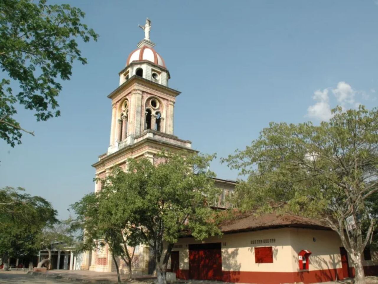 Parroquia Nuestra Señora del Rosario de Chiquinquirá (ALvarado)