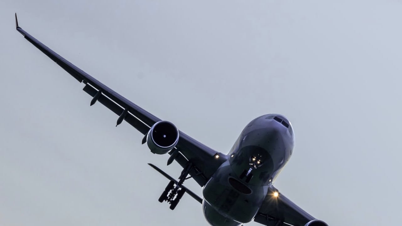 El menor de edad perdió el conocimiento al estar en la cabina de pasajeros.