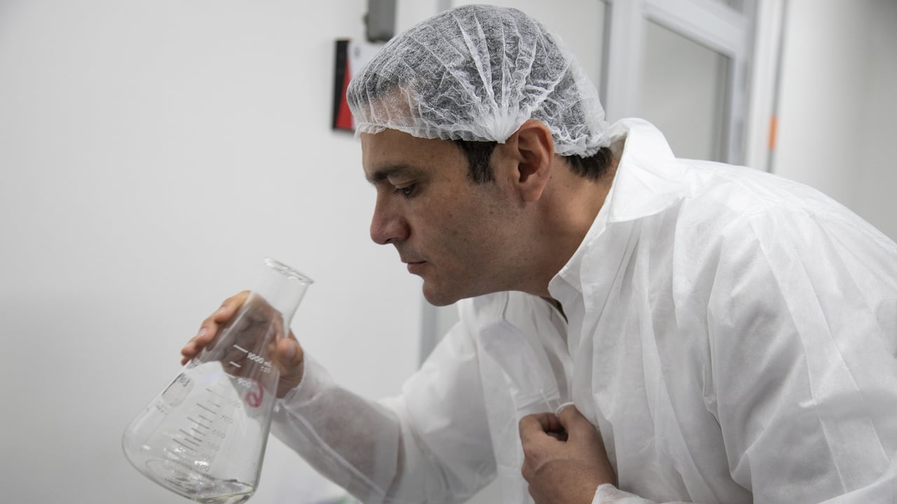 Juan Diego Alvira, licor adulterado