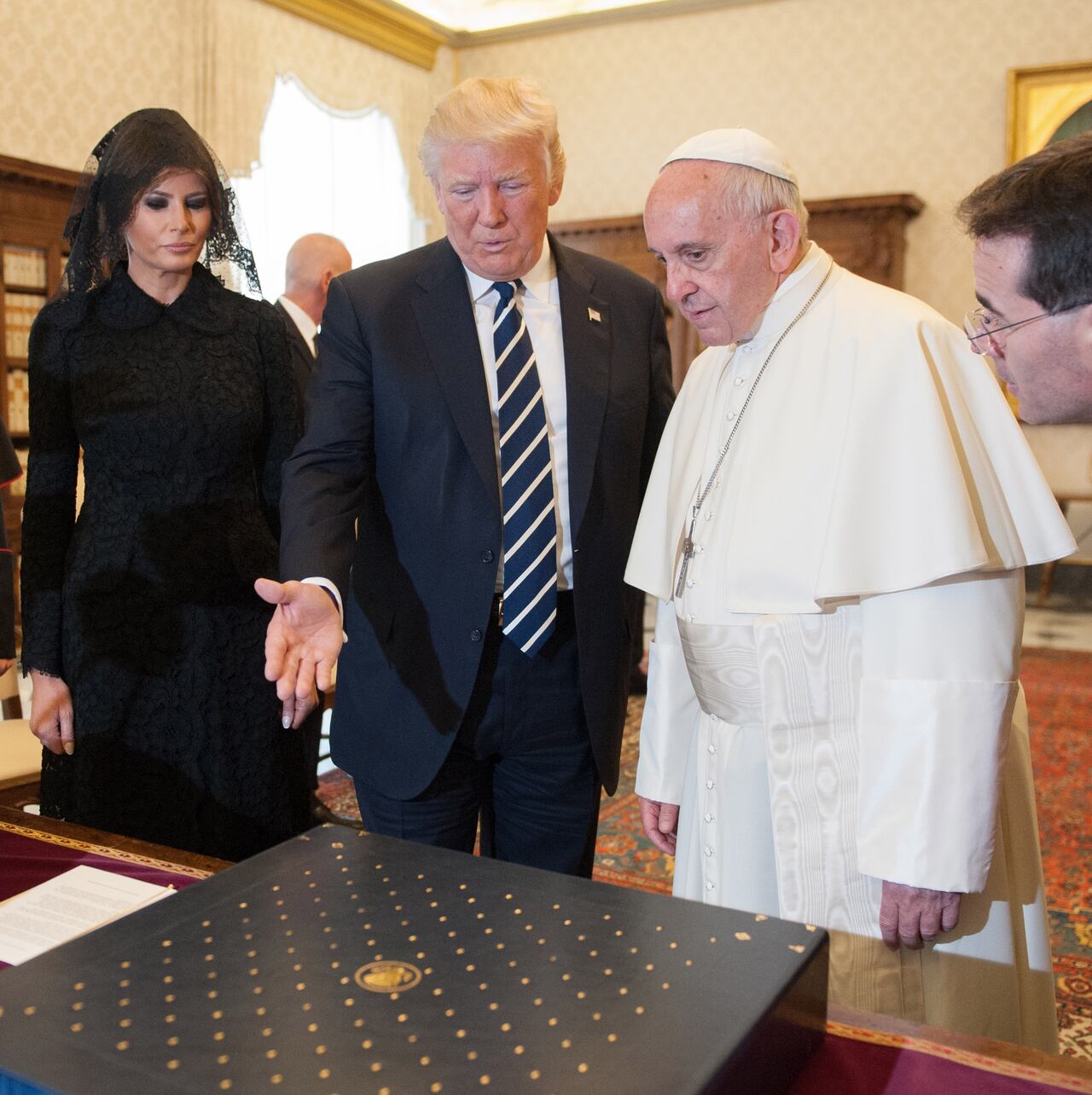 Donald Trump junto al papa Francisco en 2017.