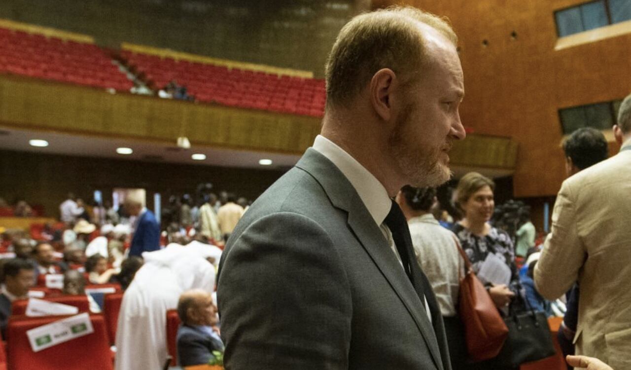 John Godfrey, embajador de Estados Unidos en Sudán