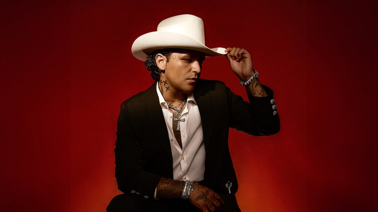 Christian Nodal es el artista más rápido ha crecido con en el género de la música regional mexicana.