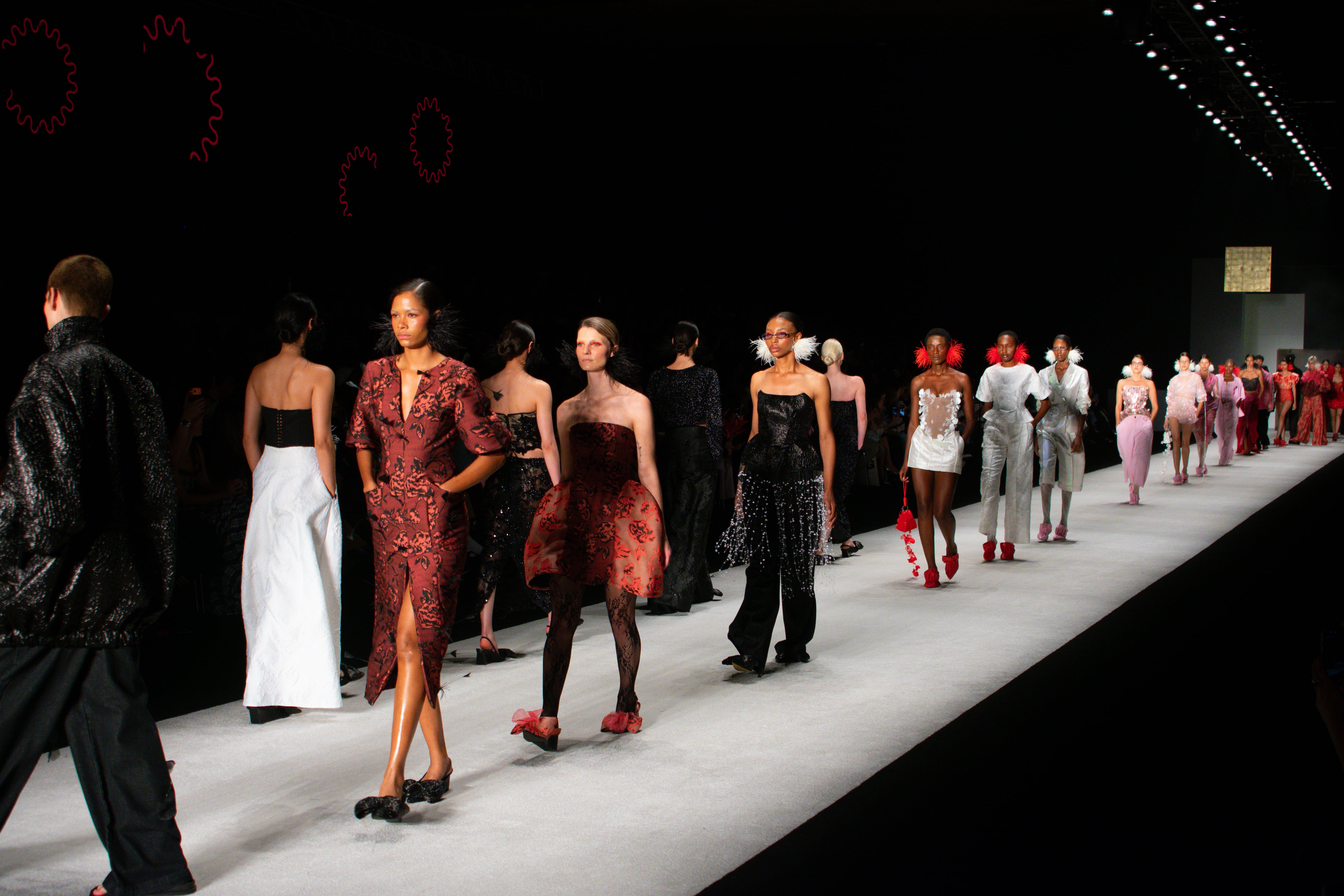 Pasarela Lyenzo Bogotá Fashion Week 2026.