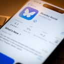 Bluesky se basa en una red descentralizada, lo que significa que no está controlada por una única empresa o servidor.