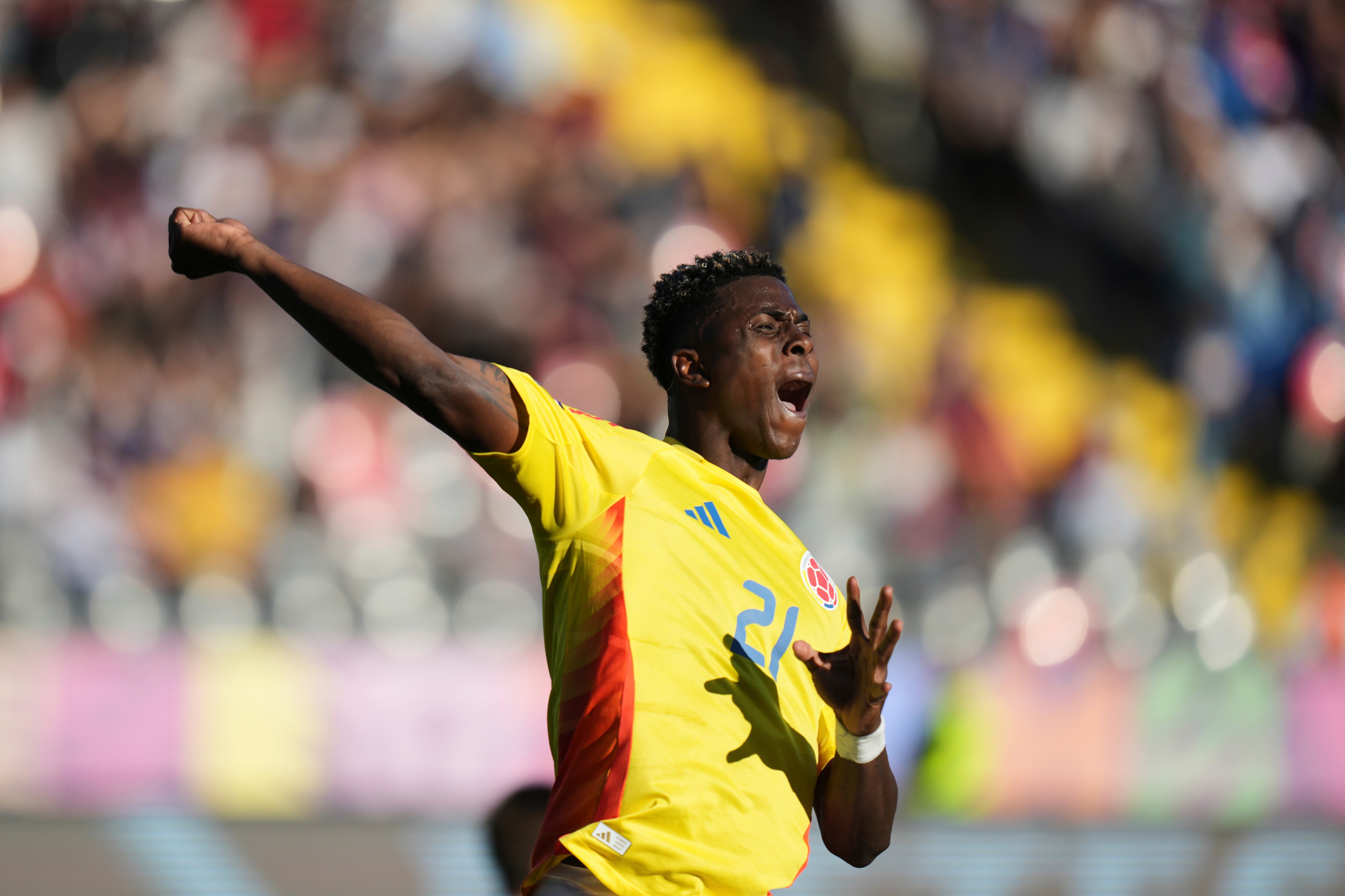 Colombia's Neyser Villareal celebrates scoring his side's second goal against Spain during a FIFA U-20 World Cup quater-final soccer match at Fiscal Stadium in Talca, Chile, Saturday, Oct. 11, 2025. (AP Photo/Andre Penner)