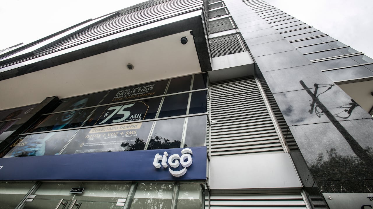 Tigo Calle 85 Carrera 11 Fachada