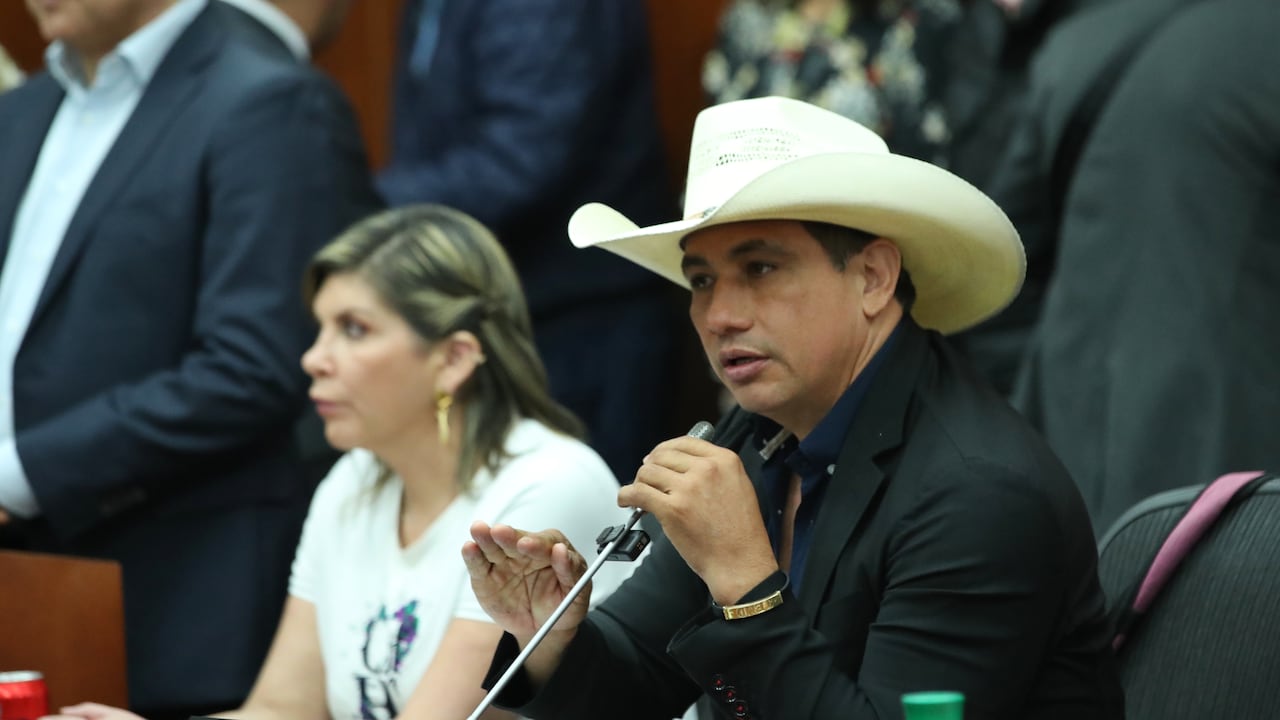 Alirio Barrera, senador del Centro Democrático, es investigado por la Corte Suprema de Justicia.
