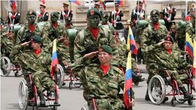 El desfile militar del 20 de julio es una tradición en Colombia.