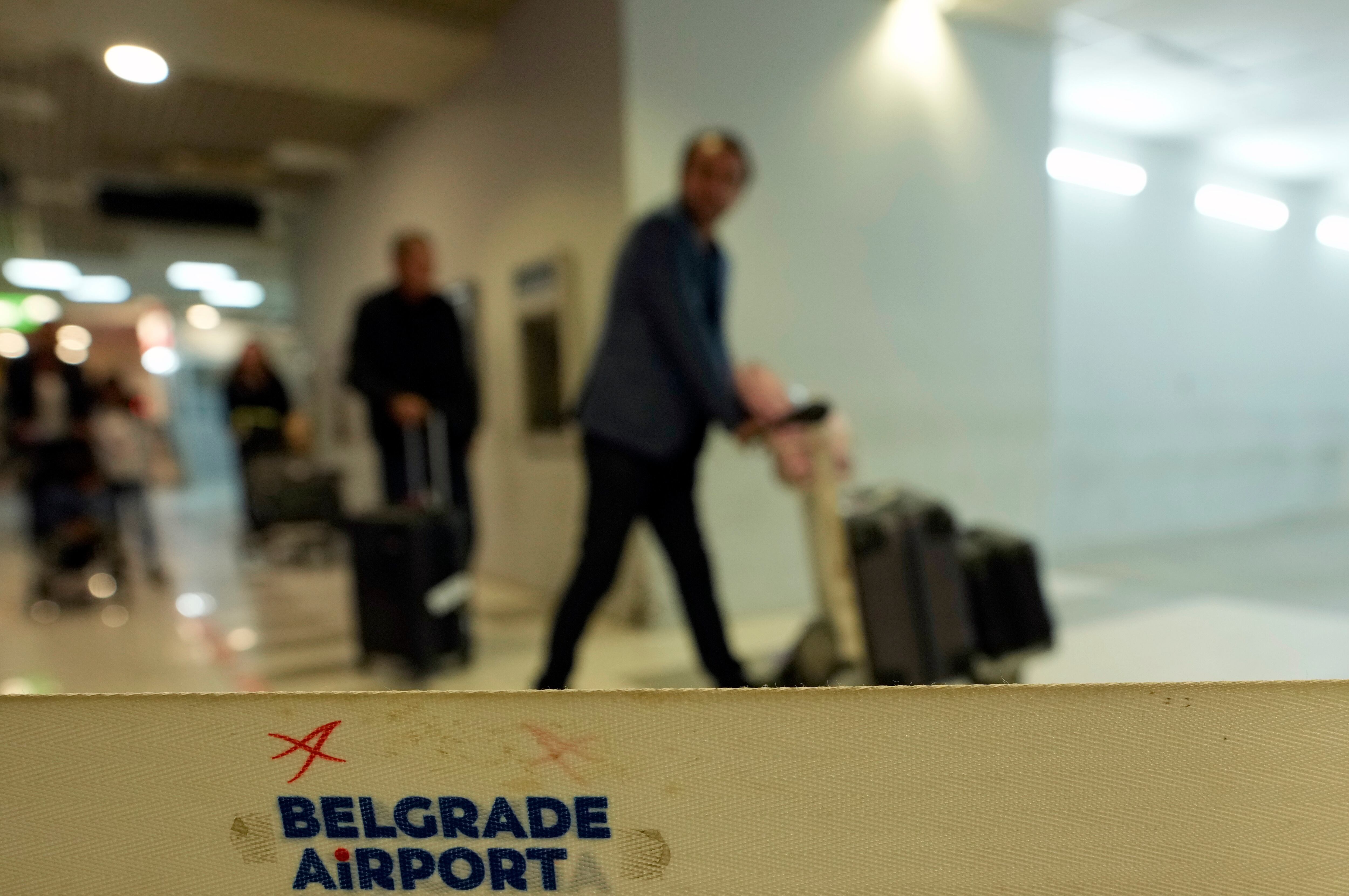 Rusos salen del país