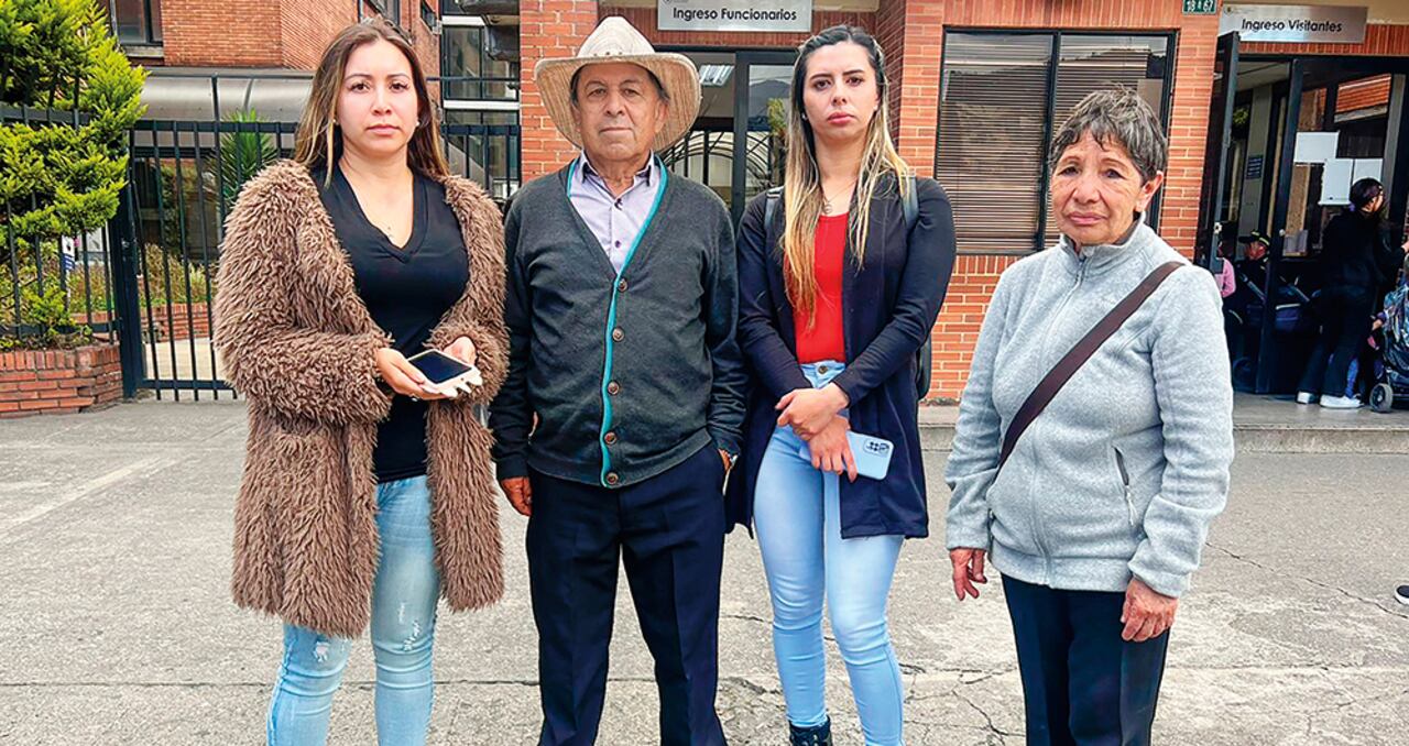 Paula Soto, Héctor Beltrán, Yuly Beltrán y Doris Sánchez (de izquierda a derecha), al igual que otras víctimas de José Boada, claman a las autoridades por justicia en su caso. Aseguran que Mi Remate Seinco les destruyó la vida.