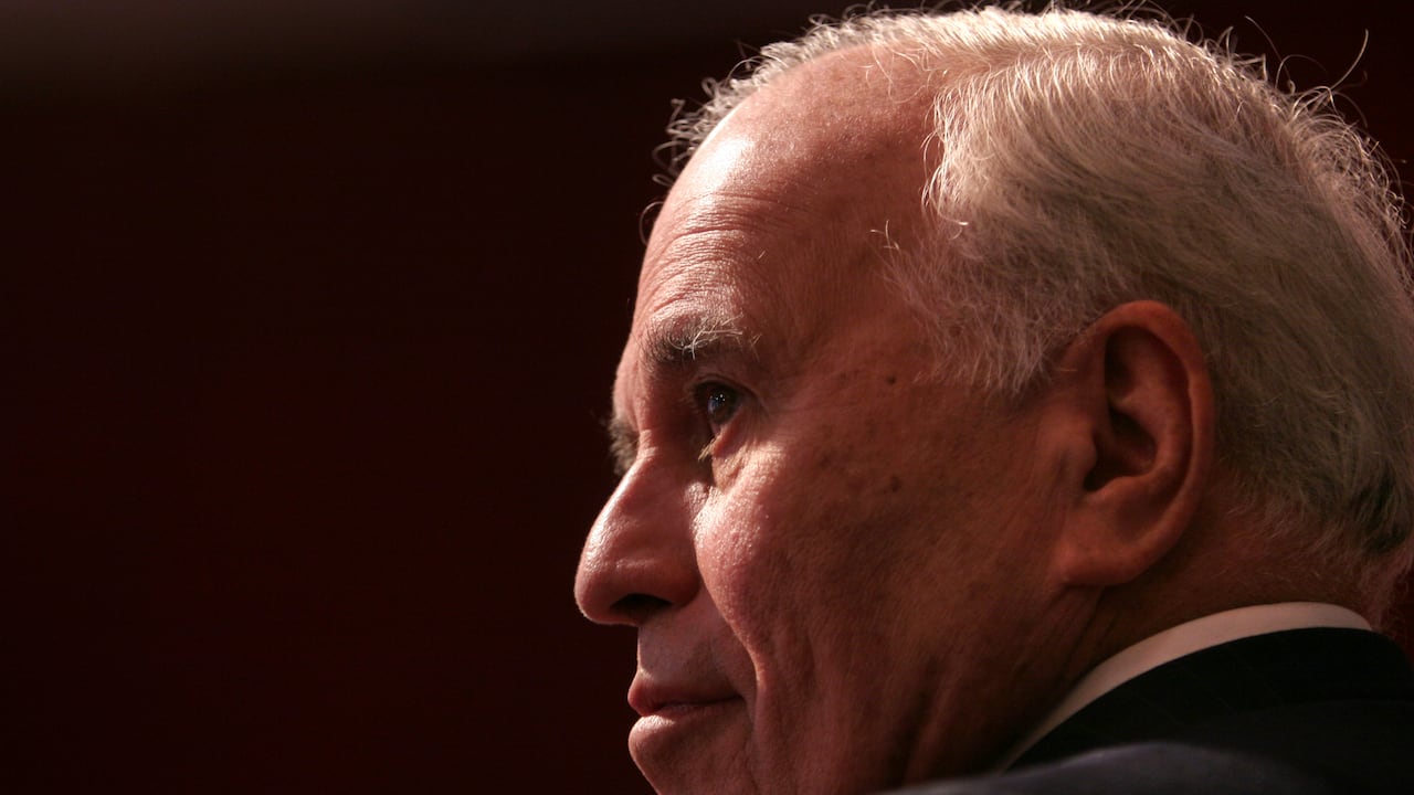 CARLOS ARDILA LULLE.
BOGOTA FEBRERO 9 DE 2006.