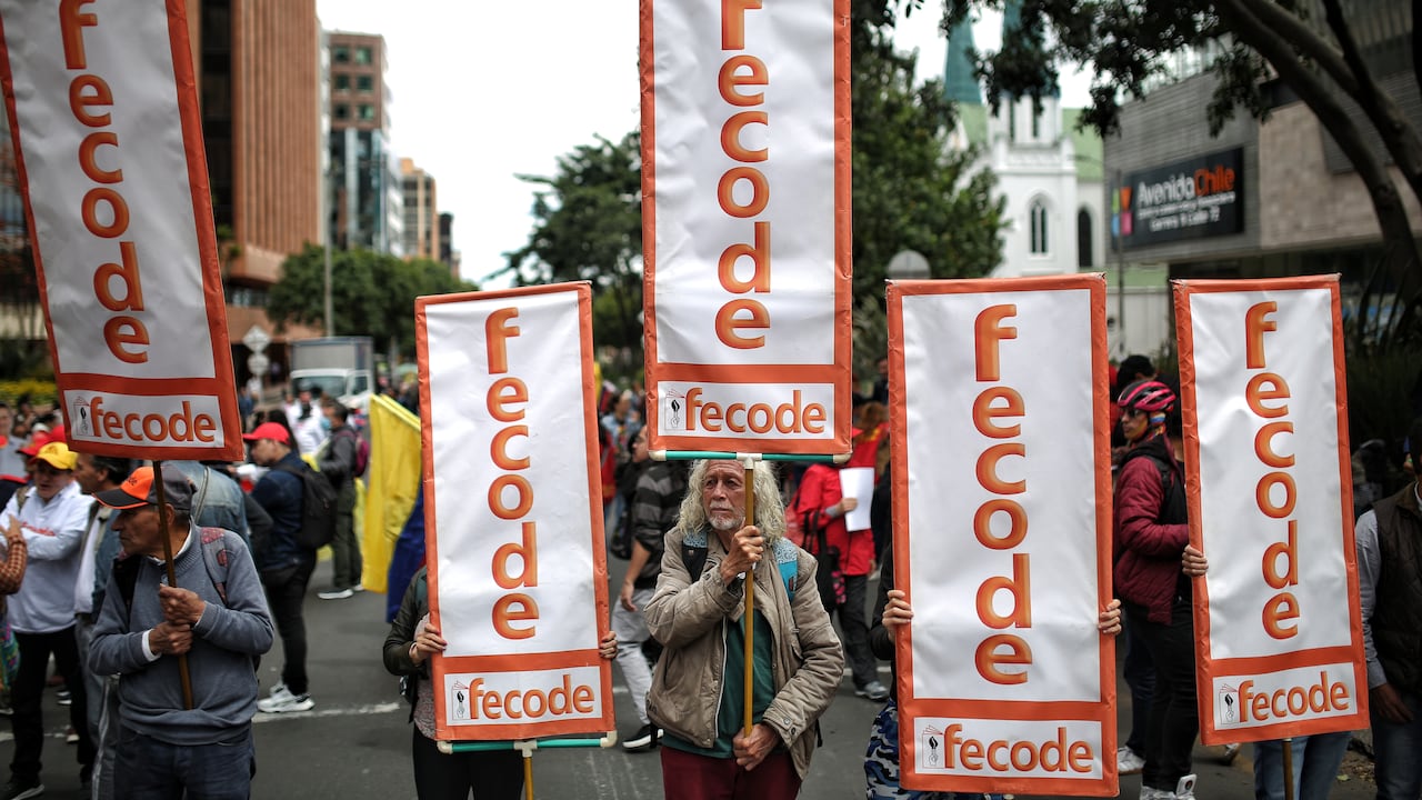 Una nueva licitación problemática pone en aprietos al Gobierno con uno de los sindicatos que más alimenta las manifestaciones sociales