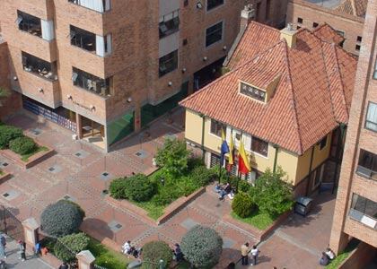 El Ministerio de Educación realizó una visita a la universidad y recomendó hacer algunas mejoras.