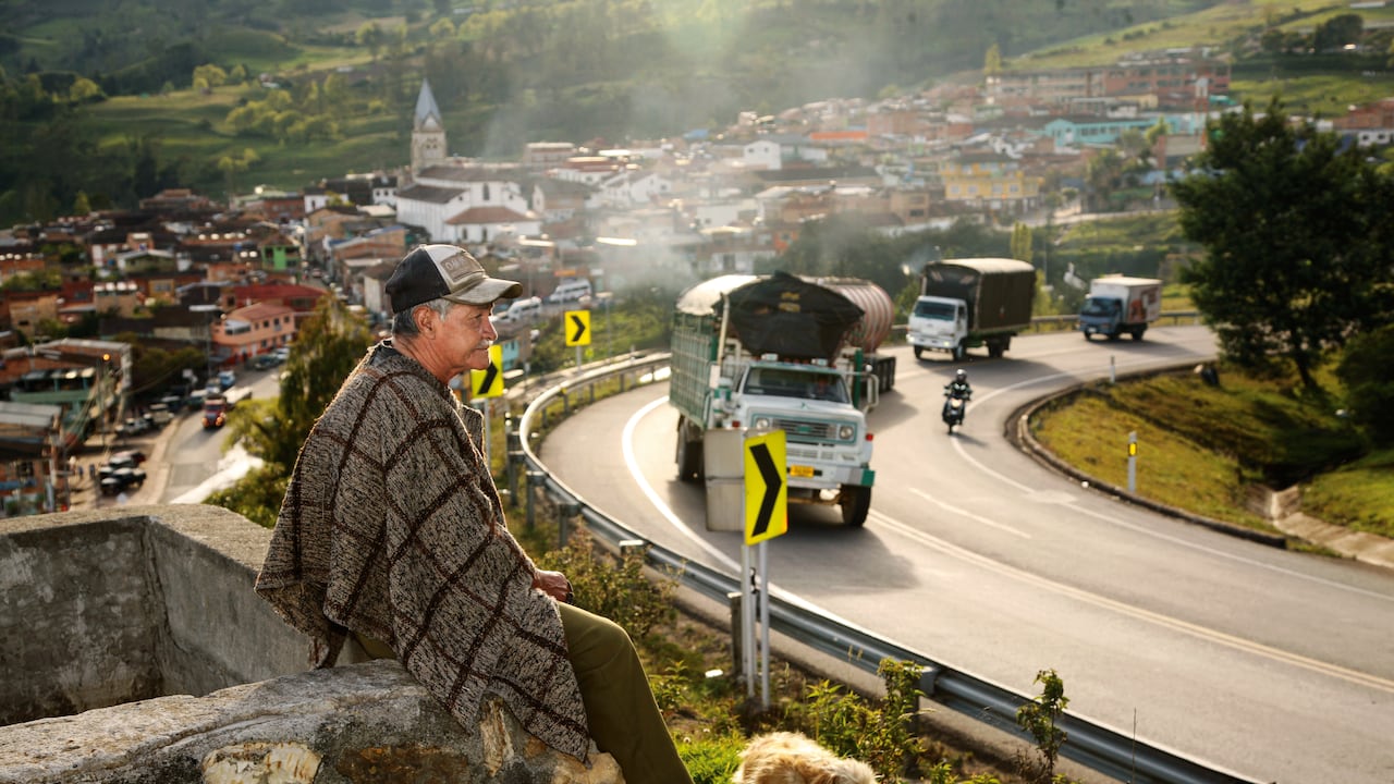 Las pérdidas por cierres y bloqueos durante el último ciclo fiscal superaron los 1,9 billones de pesos, el equivalente a paralizar la productividad del país por más de 450 días.