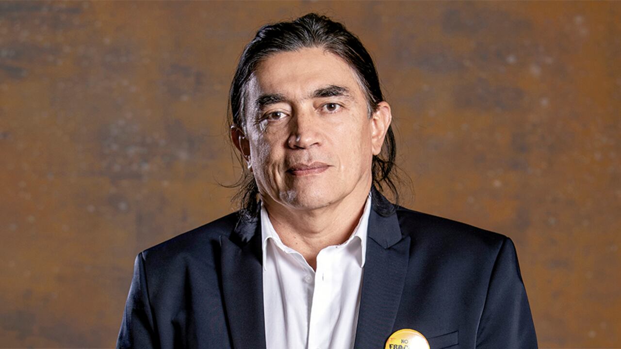 Gustavo Bolívar arremetió contra candidatos que hacían parte de la institución bajo la administración de Carlos Felipe Córdoba.