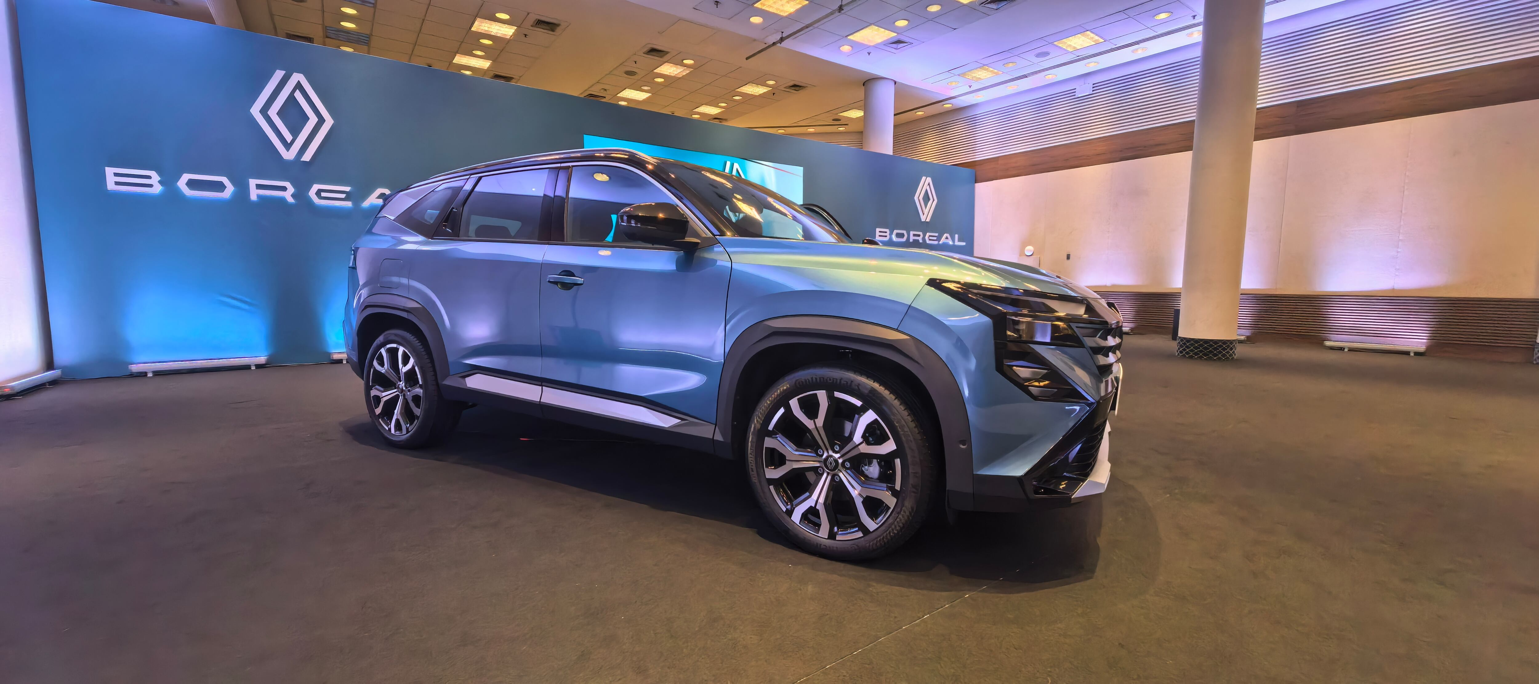 La nueva Renault Boreal llega con motor 1.3 turbo y con caja automática de 6 velocidades.