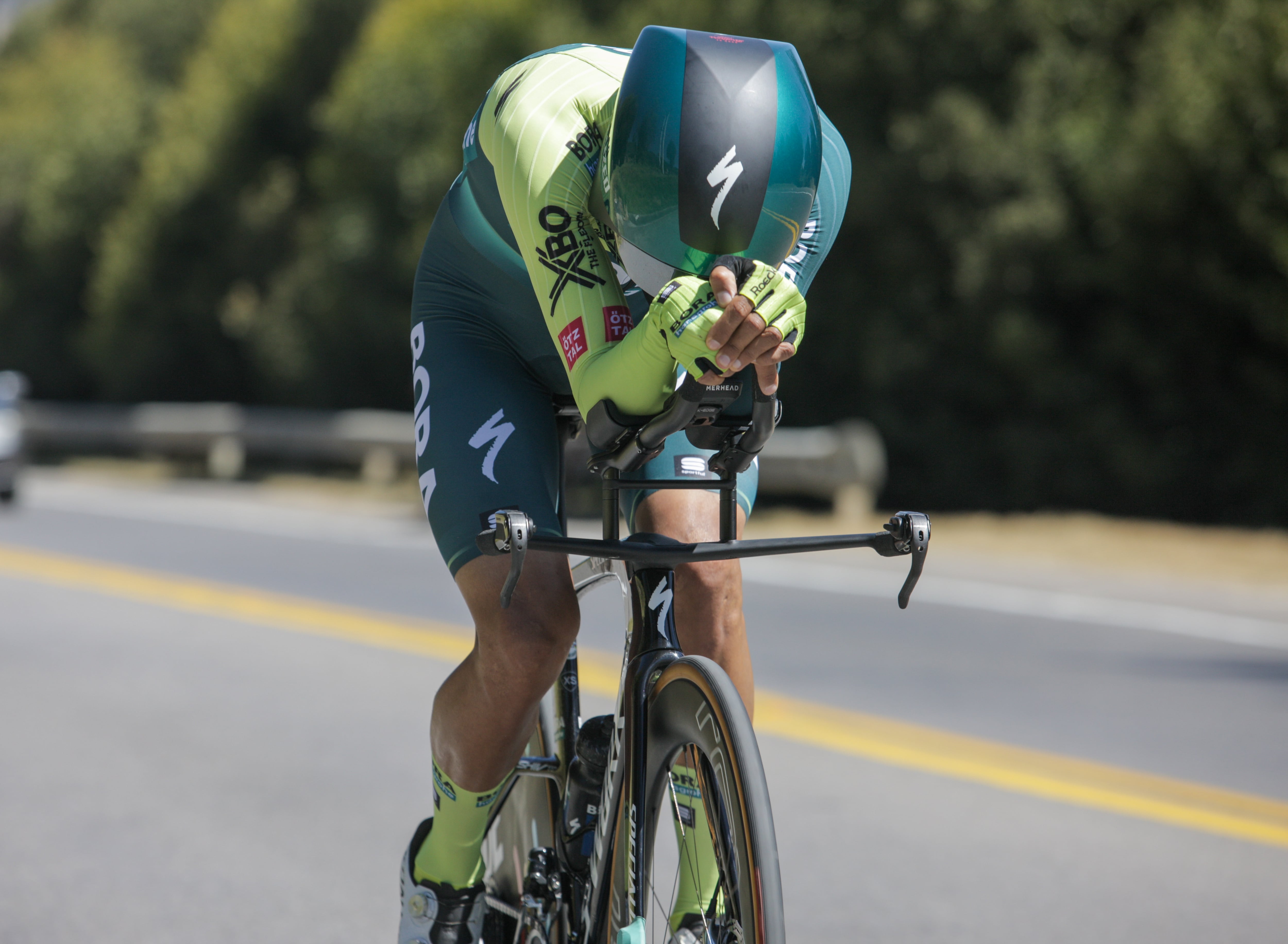 Daniel Felipe Martínez en la prueba de contrarreloj del Campeonato Nacional de Ruta 2024.