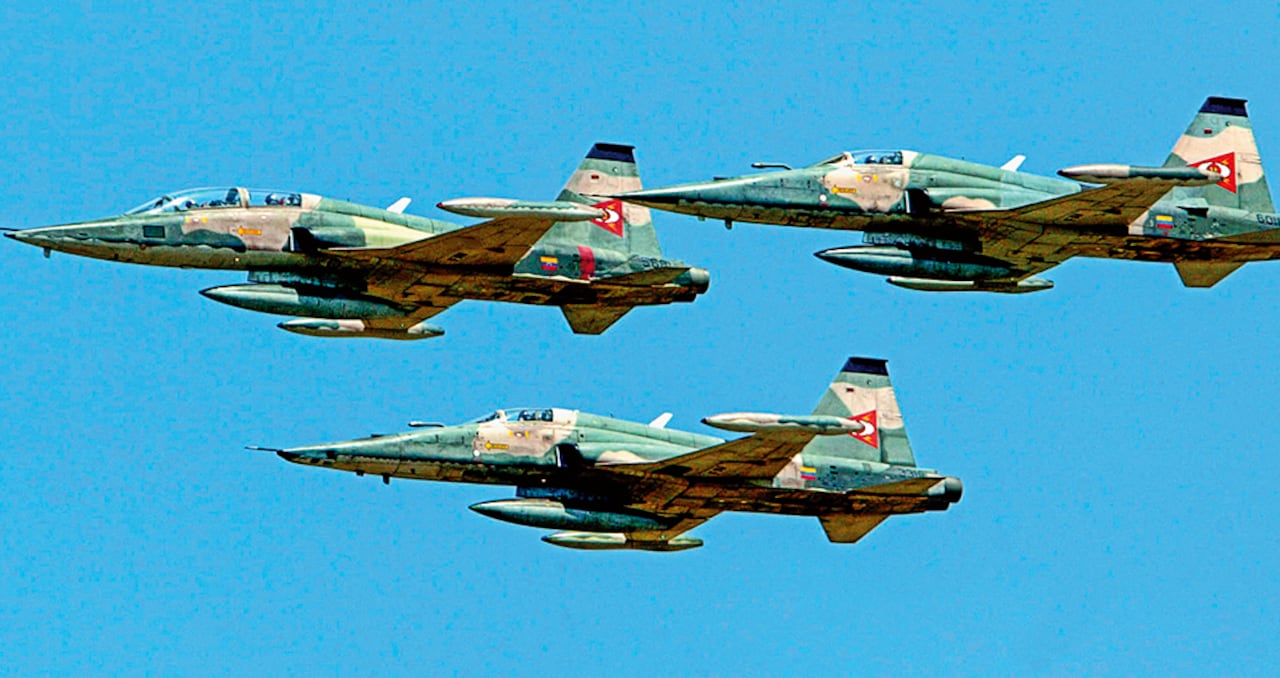 un poderoso despliegue de armamento en Venezuela ha despertado las alarmas en la región. Colombia y Estados Unidos están alertas.