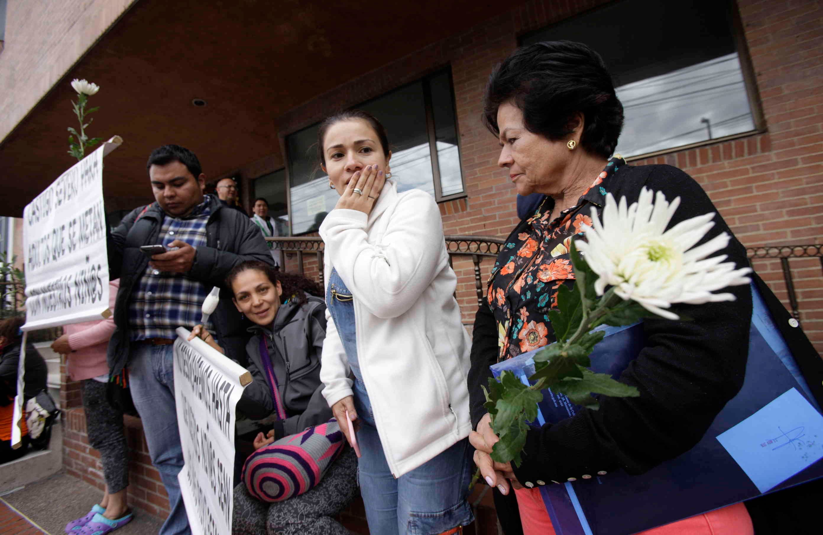 La tristeza y desolación embargan a la familia de la niña. La mamá está tuvo que ser hospitalizada por el impacto de la tragedia. Foto: Carlos Julio Martínez/Semana.