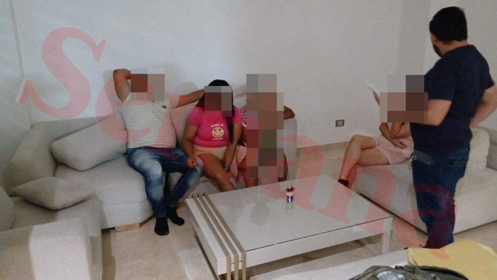 Personas encontradas en la casa de seguridad del Negrito del Rubí en el norte de Barranquilla.