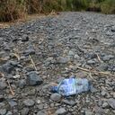 Los habitantes del municipio de Guacarí, están preocupados por la intensa ola de calor que azota el país por el fenómeno de El niño que seco el río Guabas en su paso por puente amarillo, dejando un panorama de polvo y piedras. foto José L Guzmán El País febrero 2-24