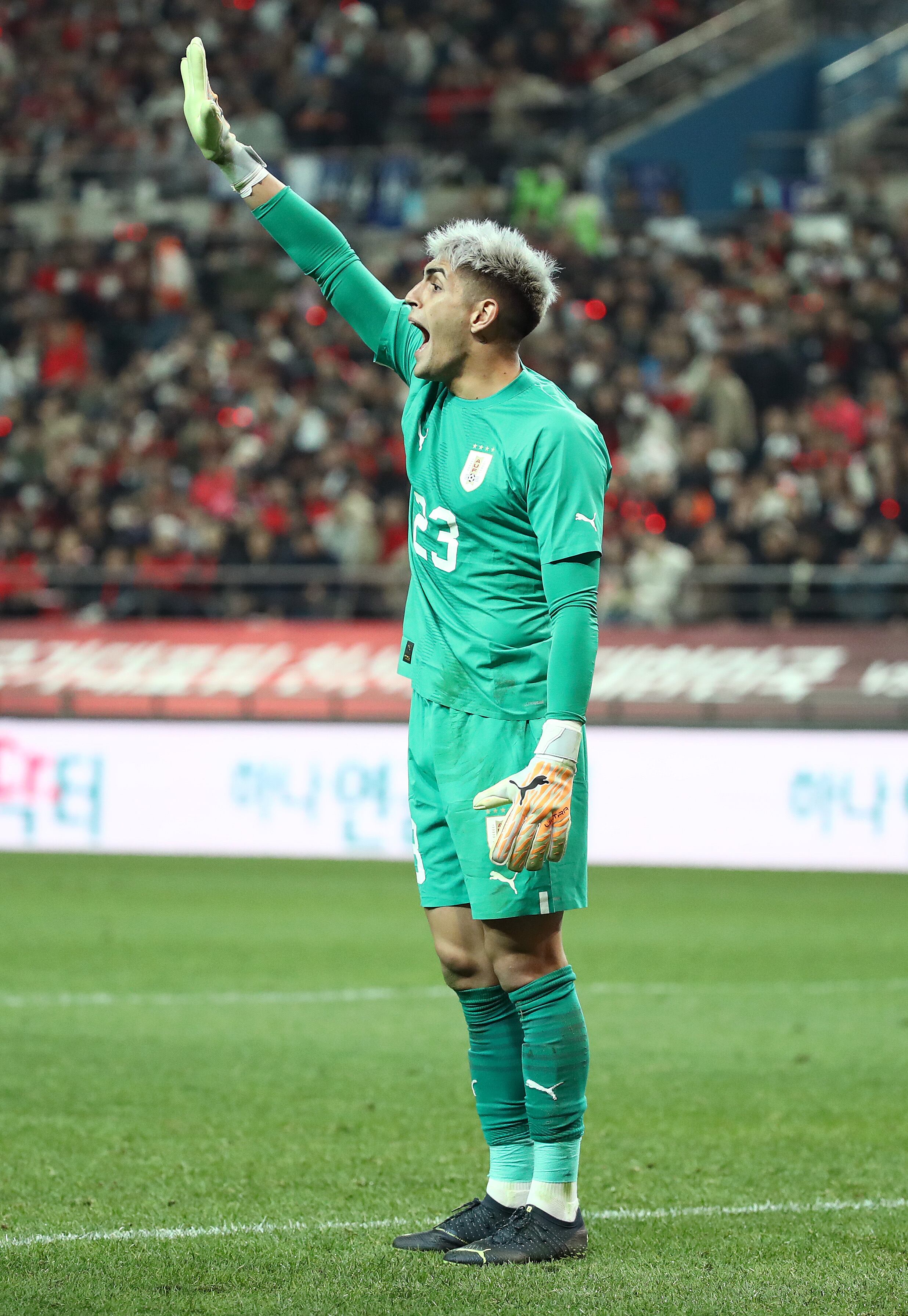 SEOUL, SOUTH KOREA - MARCH 28: Santiago Andres Mele Castanero of Uruguay in action during the international friendly match between South Korea and Uruguay at Seoul World Cup Stadium on March 28, 2023 in Seoul, South Korea. (Photo by Chung Sung-Jun/Getty Images)
