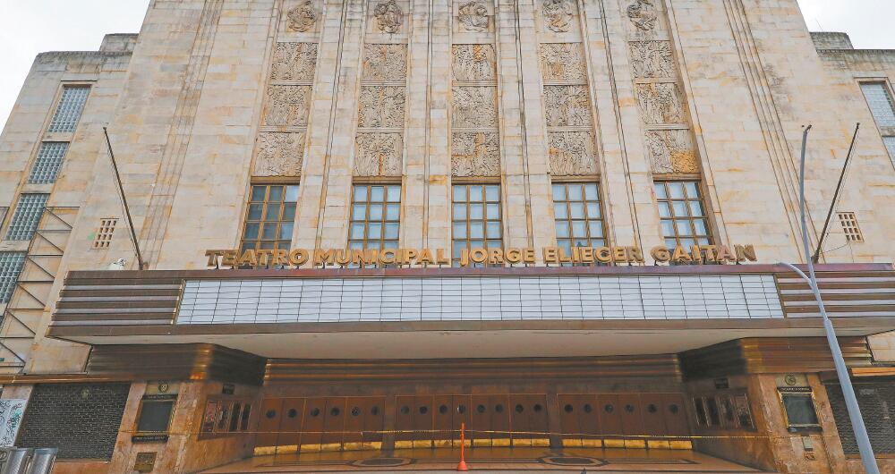 En tiempos de pandemia el Teatro Jorge Eliécer Gaitán, como muchos otros, ha mantenido contacto con su público por medio de plataformas virtuales. Miles de colombianos se conectan gratuitamente a Idartes en Casa, y han disfrutado de las charlas y los espectáculos de uno de los escenarios públicos de Bogotá.