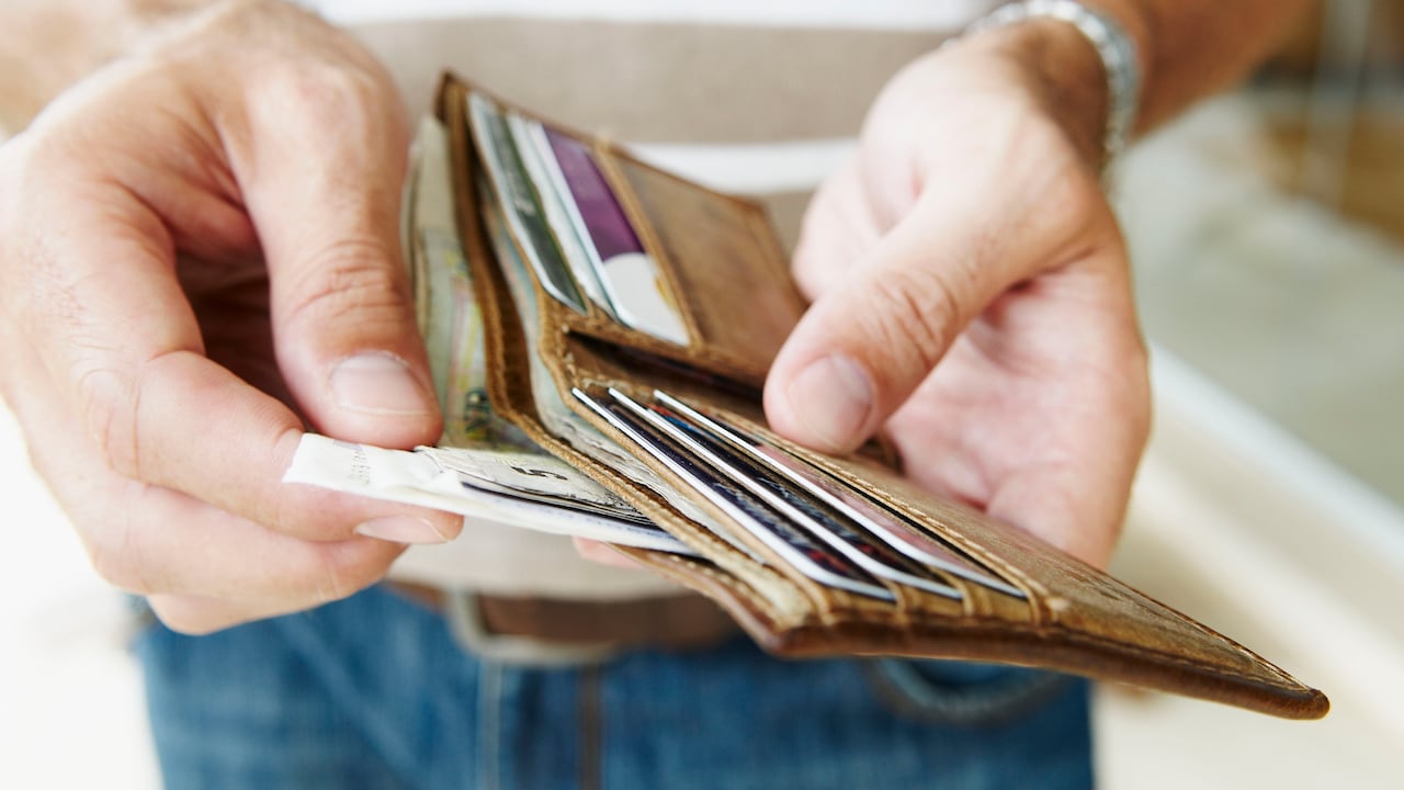 Lista de las contraseñas es una de las cosas que no se deben guardar en la billetera.