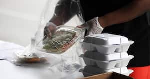 Contraloría lanza 30 alertas por presuntas irregularidades en contratos del PAE/Foto: AFP