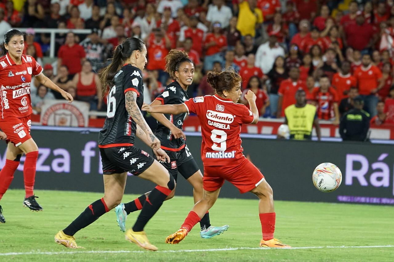 América y Santa fe disputan el partido de vuelta de la final del torneo femenino primer semestre 2023 estadio Pascual Guerrero