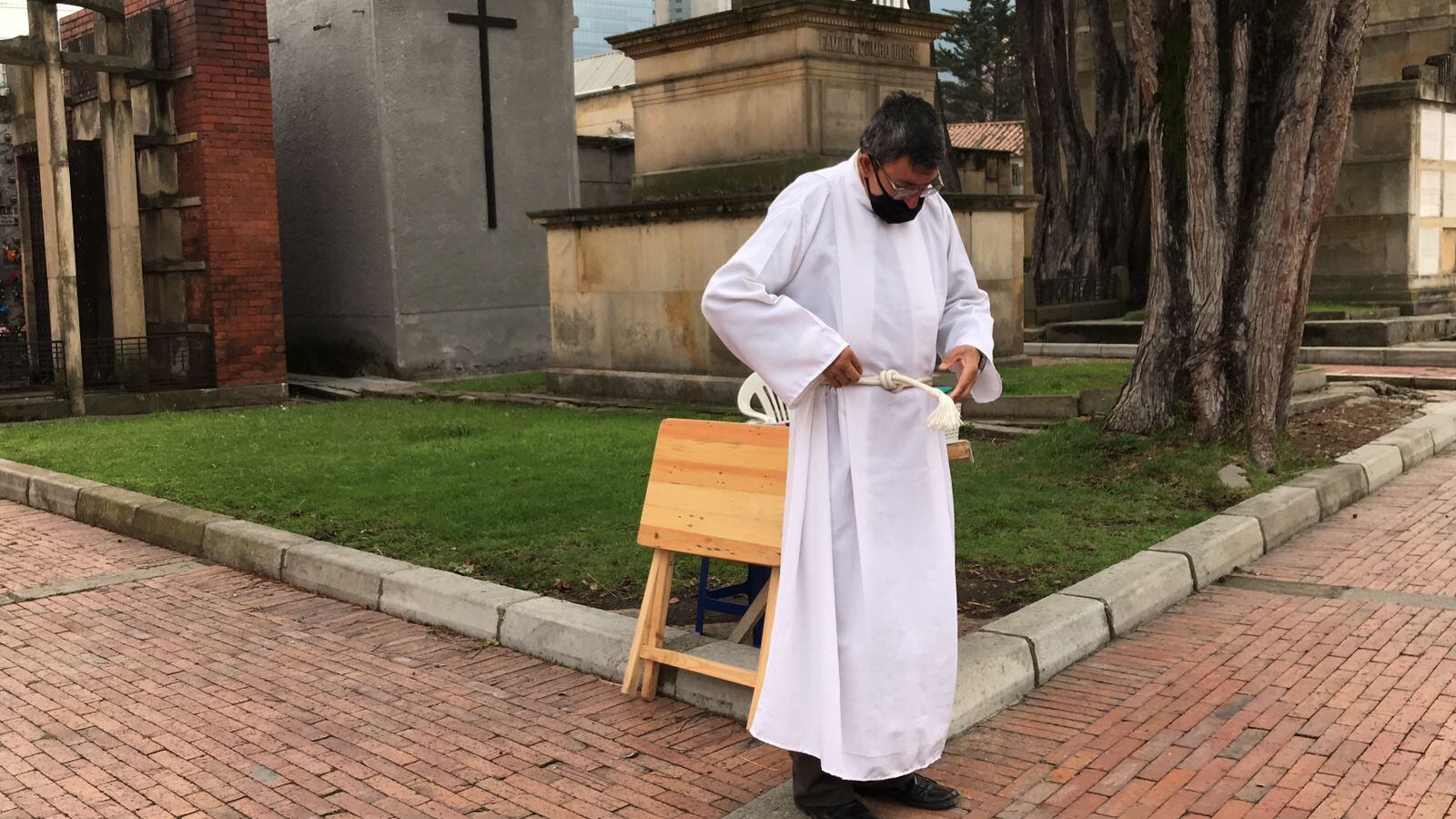 Saqueo de tumbas en Cementerios de Bogotá