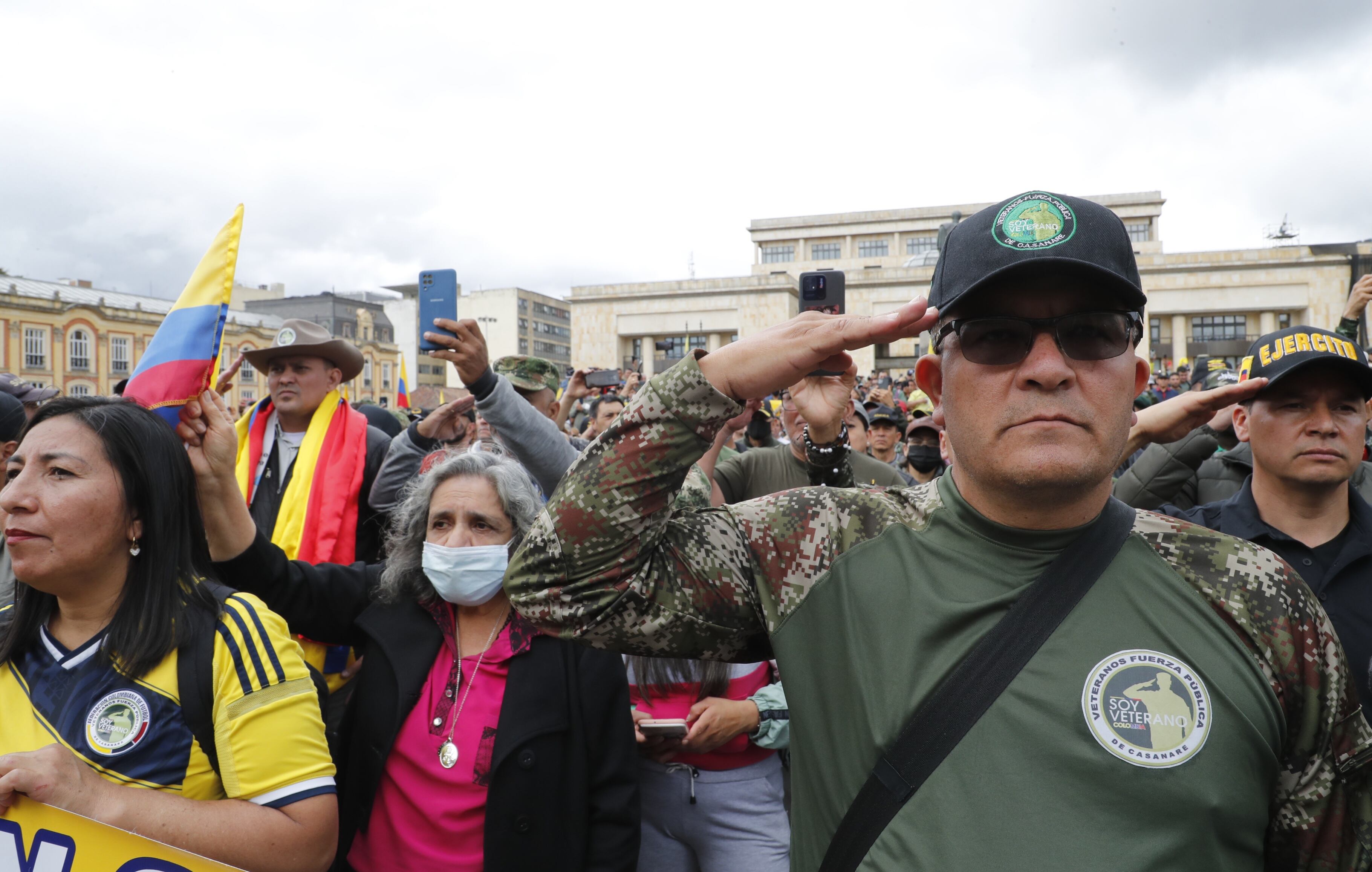 Protestas militares retirados en la plaza de bolívar