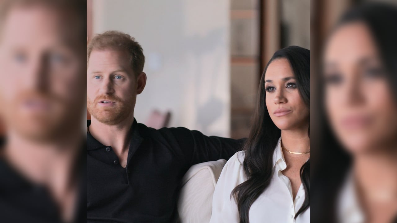 Los duques de Sussex estrenan los primeros tres capítulos de su documental. Foto: Instagram @netflixlat.