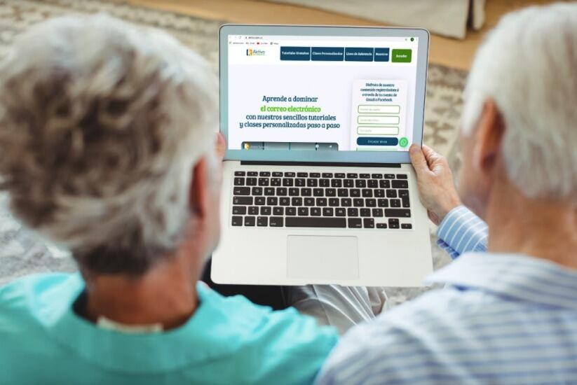 Uso de redes sociales y tecnología en adultos mayores