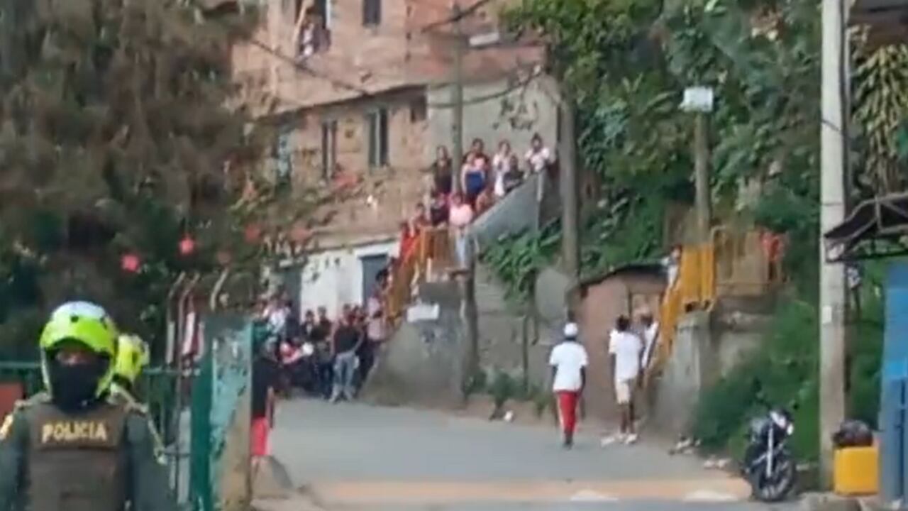 Homicidio terminó en fuerte asonada en el nororiente de Medellín.