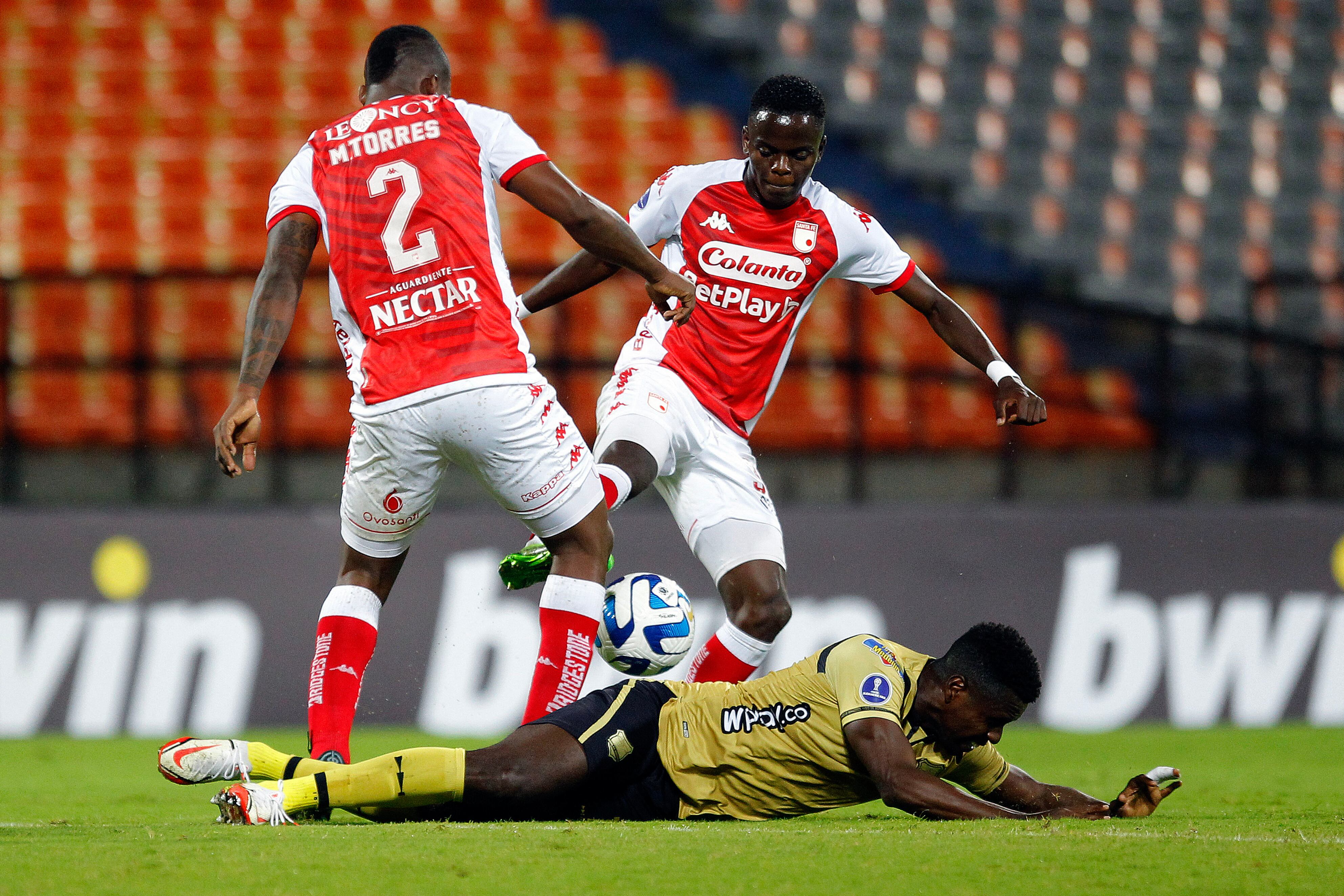 Independiente Santa Fe luchó para llegar a la fase de grupos.