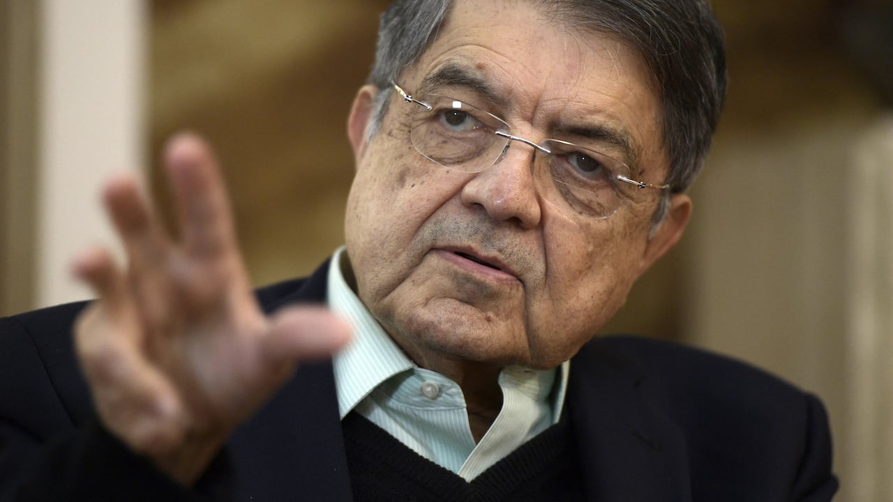 Sergio Ramírez en una entrevista en Buenos Aires. Foto: JUAN MABROMATA / AFP