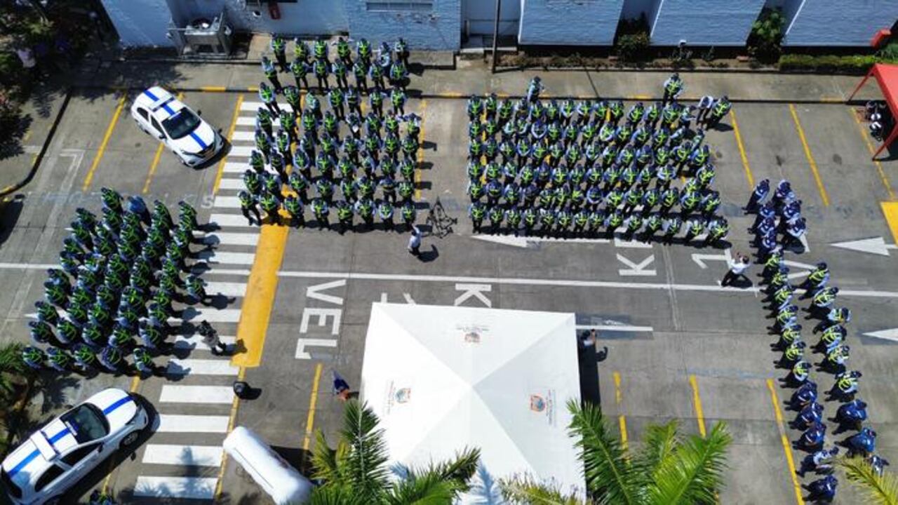 Presentación grupo operativo contra infractores en carriles del MIO