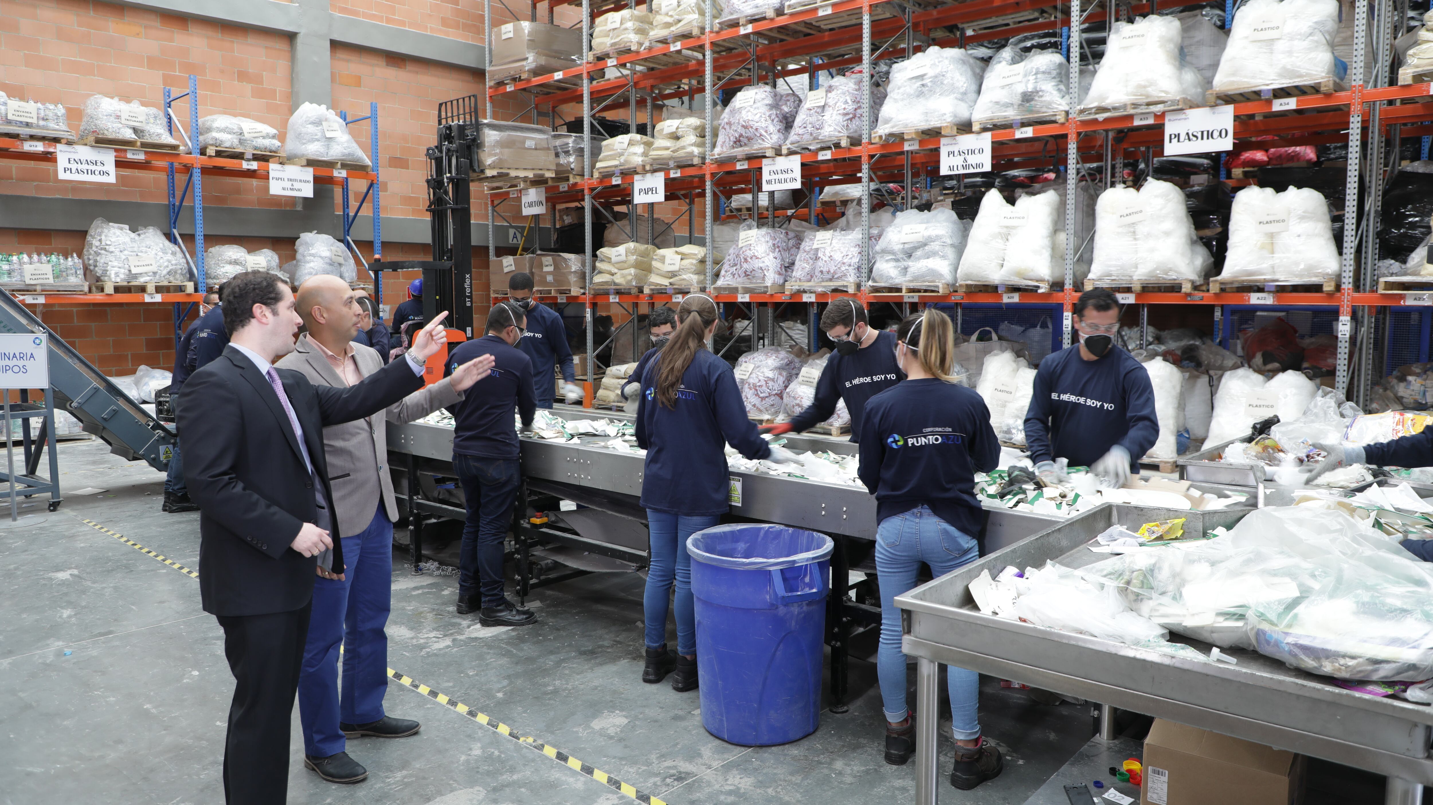 Punto Azul ha aprovechado el ciento por ciento de los materiales recogidos durante los 3 años de gestión.